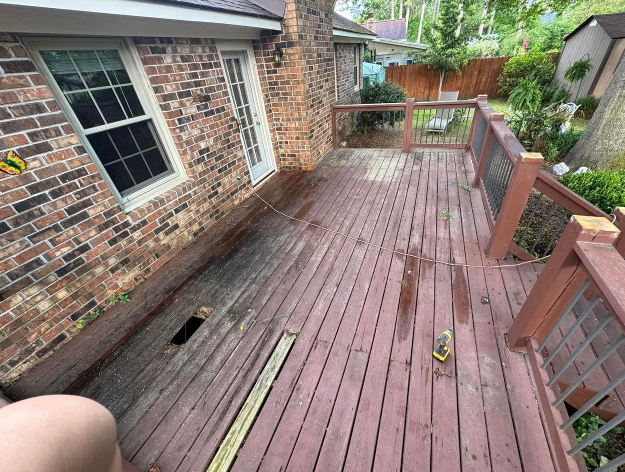 Composite Deck - Image 1